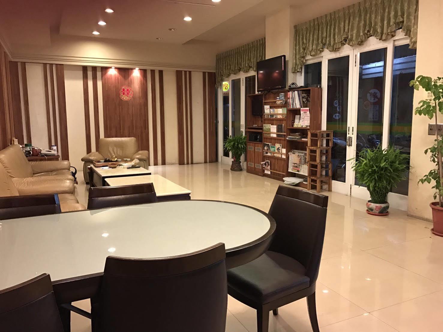 مبيت وإفطار ماغونغ Long Hong المظهر الخارجي الصورة